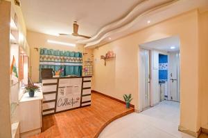 Capital O 700246 Hotel New All In One,India>>Kolkata,3 star