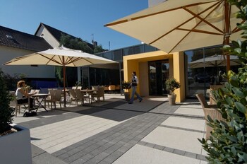 hoehr grenzhausen