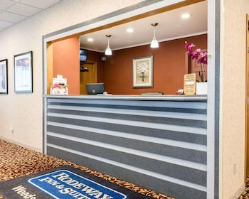 Rodeway Inn,Near Weedsport Speedway,2 star
