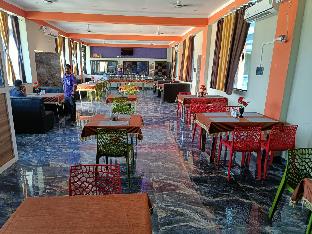 oyo 700998 river view resort