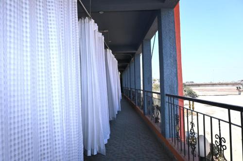 oyo 700998 river view resort