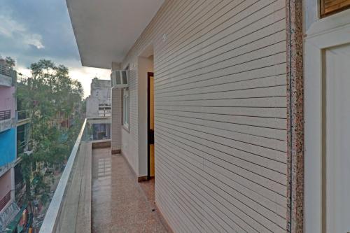 collection o hotel spot light near tughlakabad station metro station