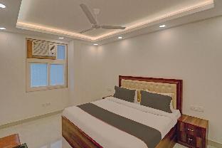 collection o hotel spot light near tughlakabad station metro station