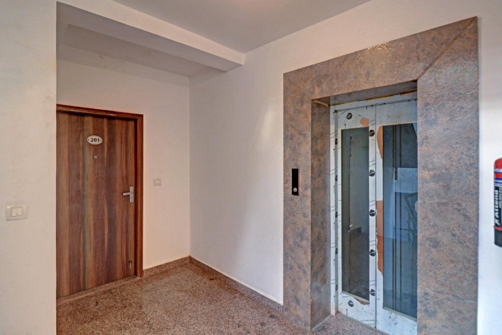 Collection O Hotel Spot Light Near Tughlakabad Station Metro Station,New Delhi>>Delhi,3 star