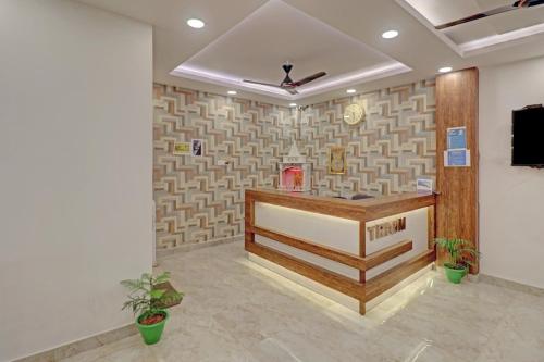 collection o hotel spot light near tughlakabad station metro station