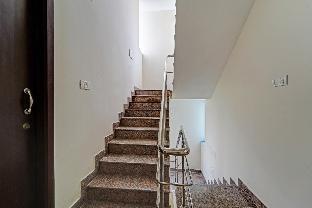 hotel o j2 service apartment