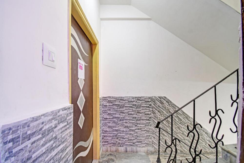 flagship diamond residency