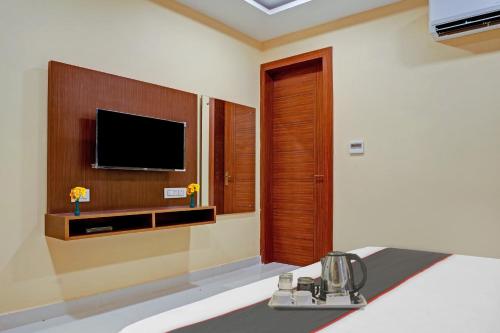 collection o 700794 hotel blue diamond