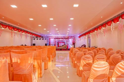 collection o 700794 hotel blue diamond