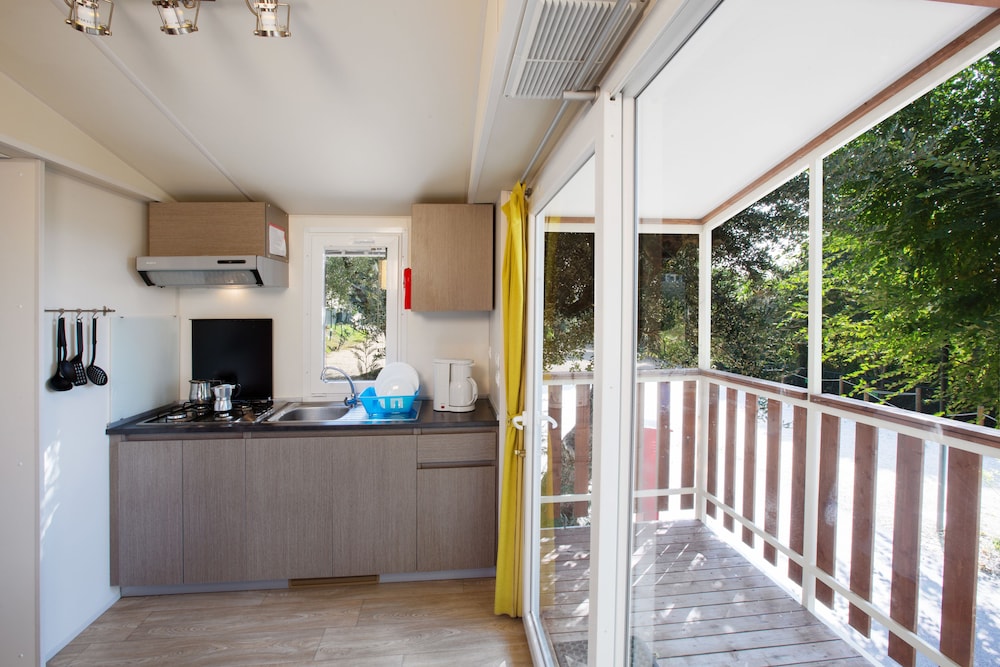 la rocca camping village