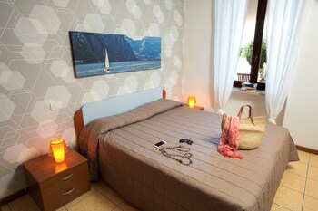 la rocca camping village