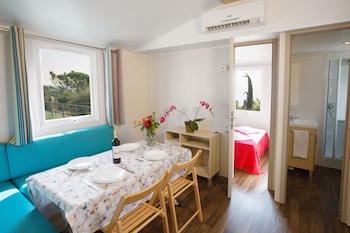 la rocca camping village