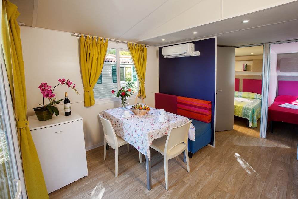 la rocca camping village