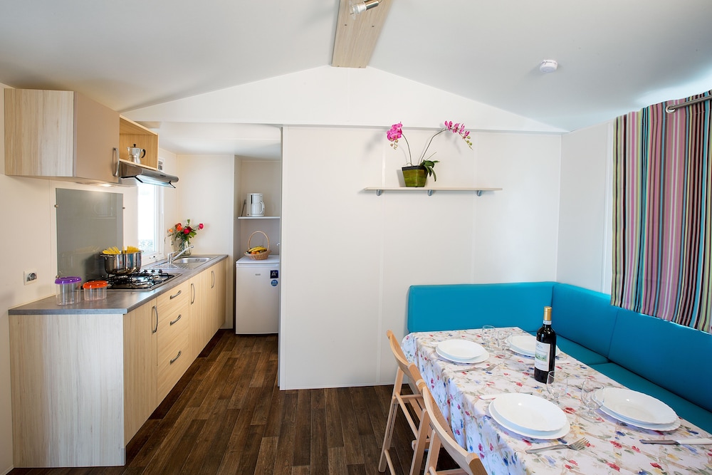 la rocca camping village