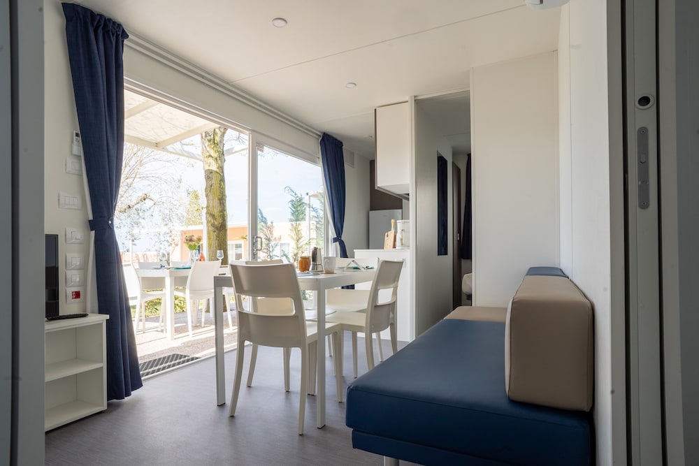 la rocca camping village