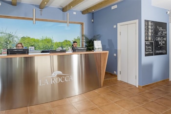 la rocca camping village