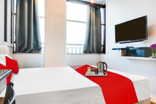 super townhouse zero mile gandhi setu formerly classic court