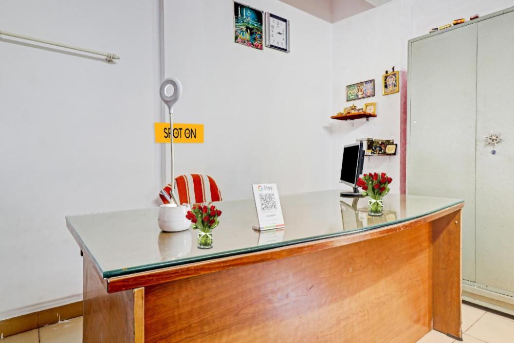 spot on taaza residency