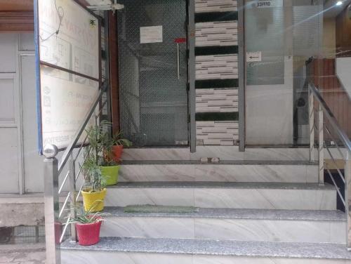 flagship seventy stay in