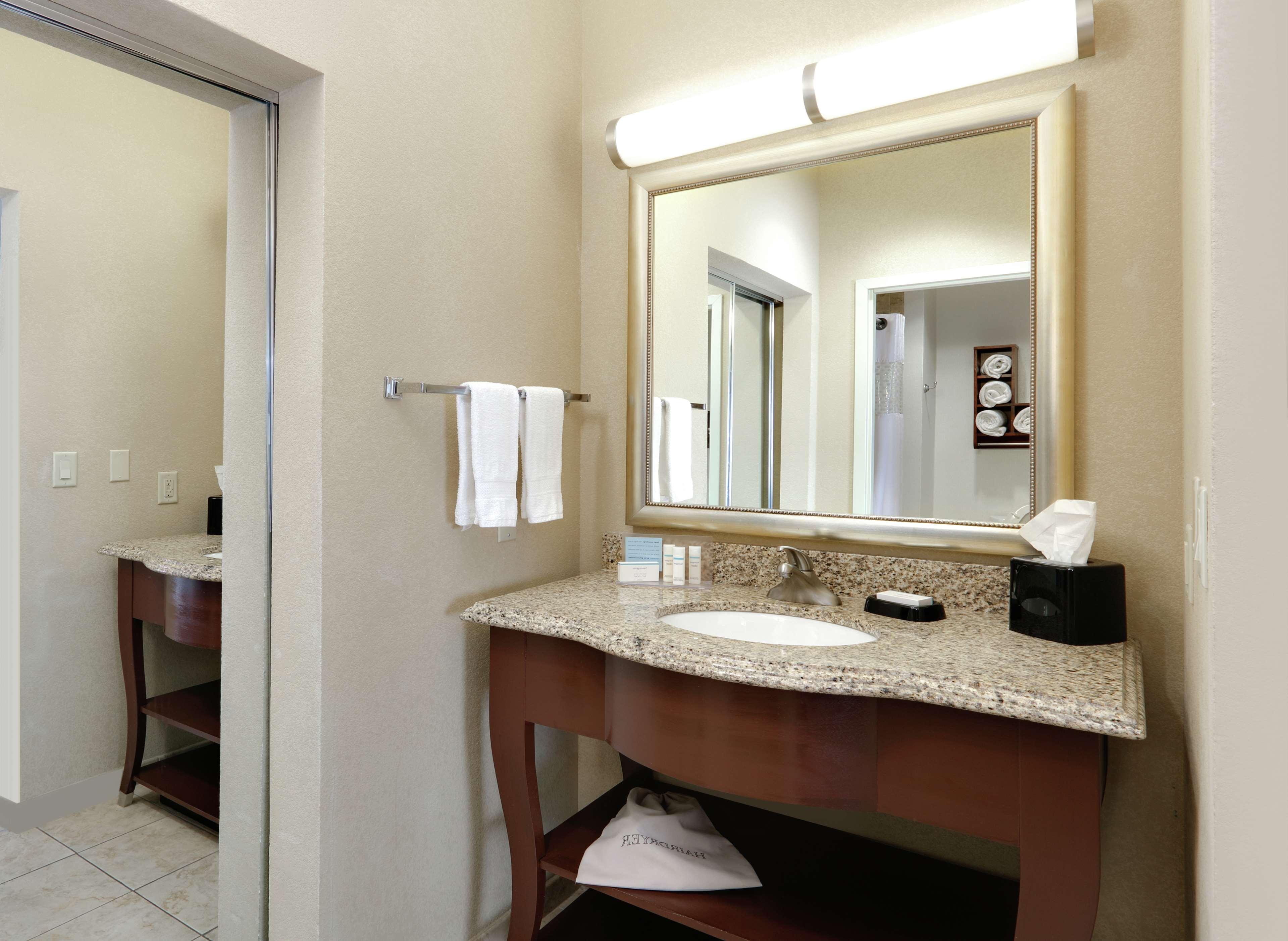hampton inn and suites abilene i 20