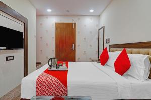 Heavens Inn By Oyo,India>>Hyderabad,3 star