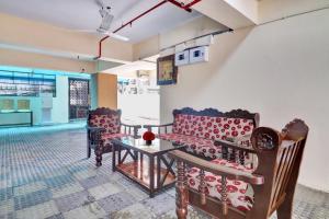 Heavens Inn By Oyo,India>>Hyderabad,3 star