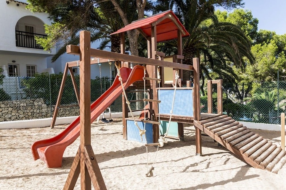 hotel cabot cala ferrera