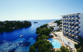 hotel cabot cala ferrera