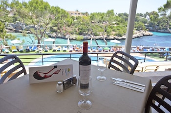 hotel cabot cala ferrera