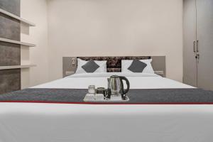 townhouse oak hotel rudra