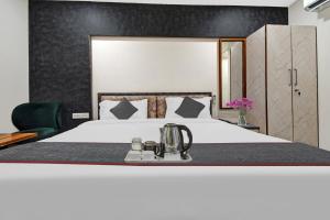 townhouse oak hotel rudra