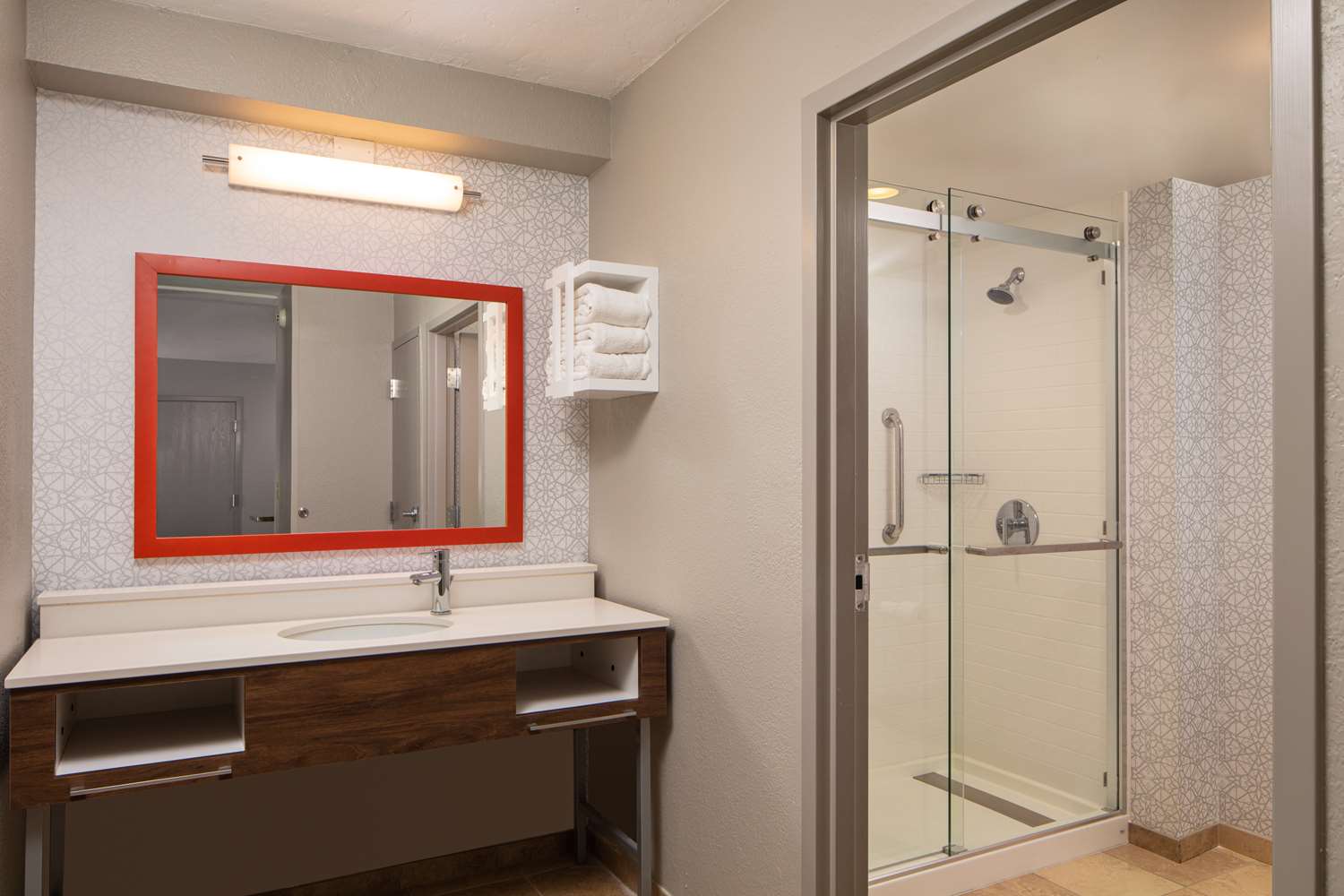 hampton inn and suites el paso airport
