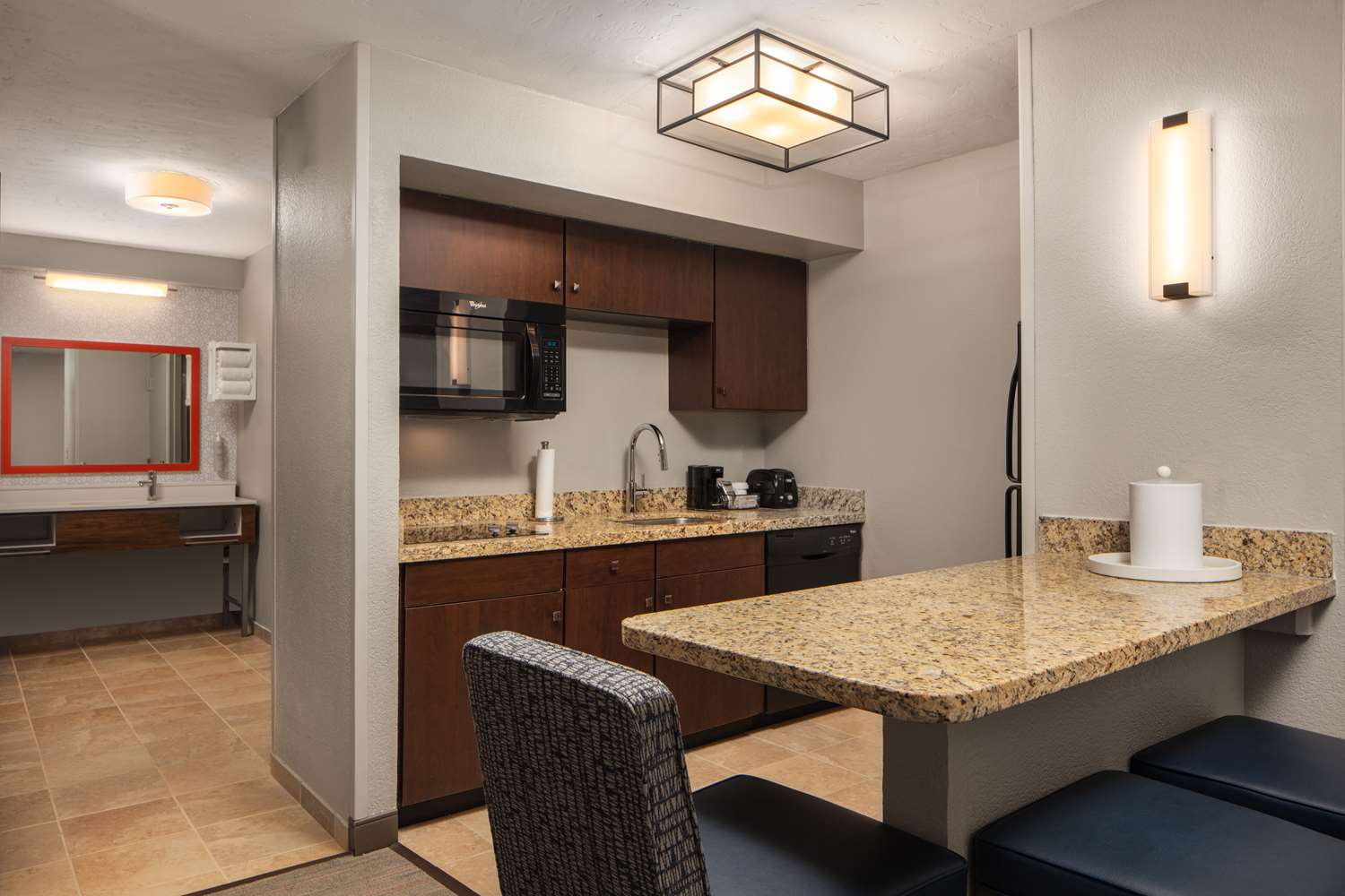 hampton inn and suites el paso airport