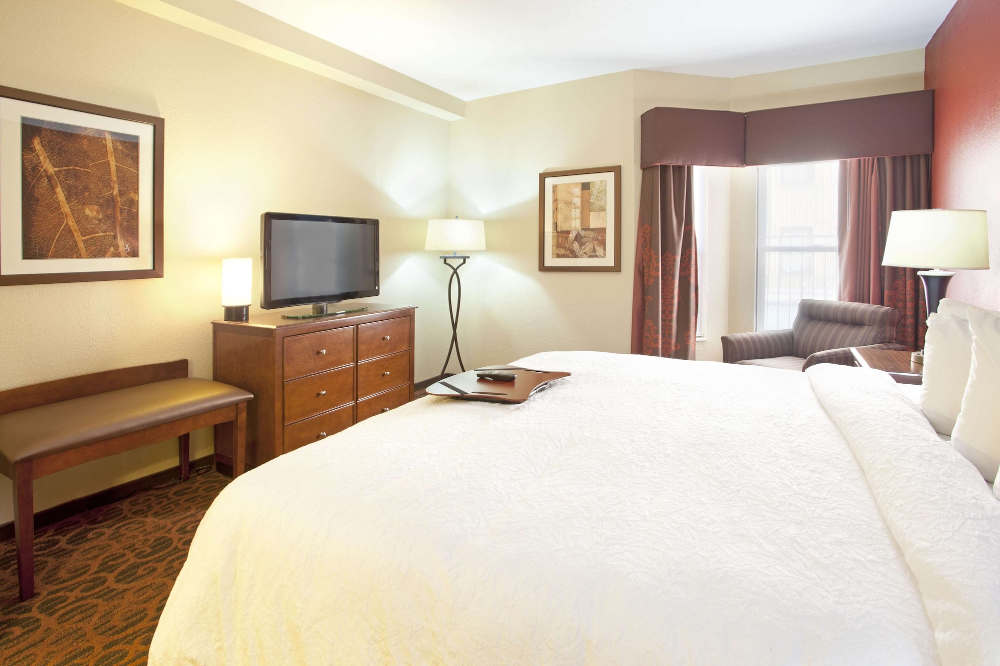 hampton inn and suites el paso airport