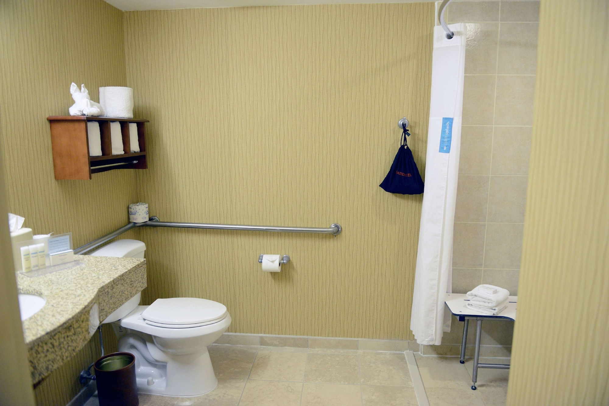 hampton inn and suites el paso airport