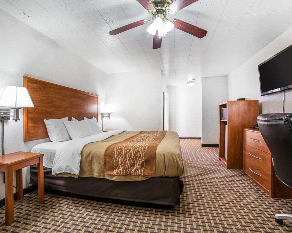 rodeway inn elko downtown area