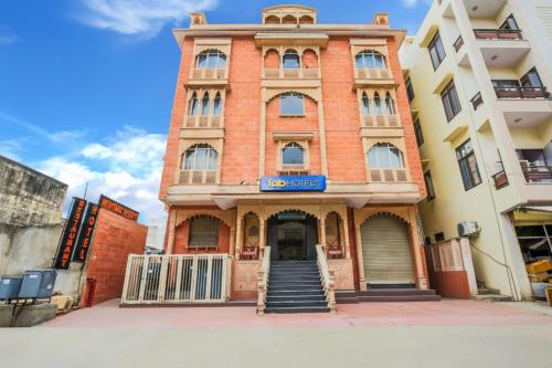 townhouse oak hotel joy24