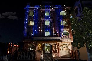 townhouse oak hotel joy24