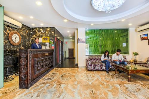 townhouse oak hotel joy24