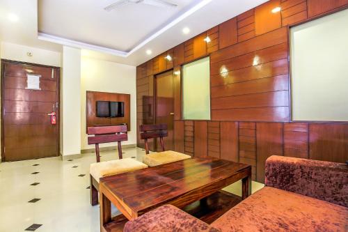 townhouse oak hotel joy24