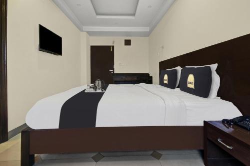 townhouse oak hotel joy24