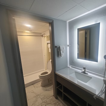 mountain vista inn and suites