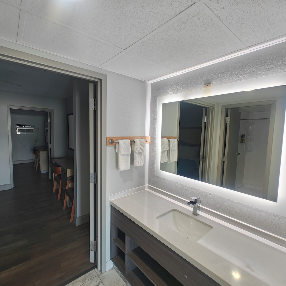 mountain vista inn and suites