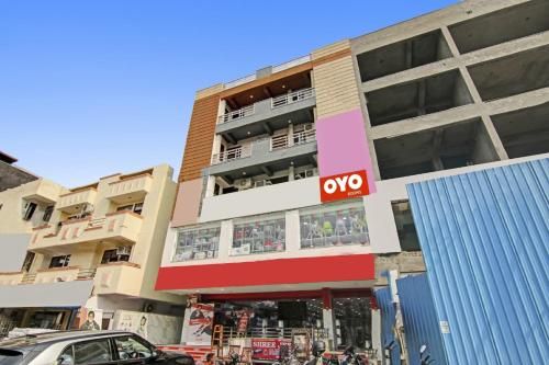 super hotel o rishabh inn