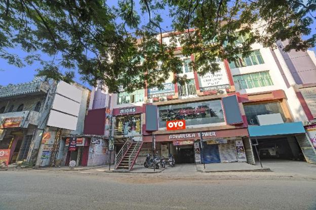 oyo flagship 702205 hotel royal inn