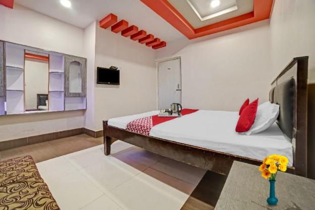 oyo flagship 702205 hotel royal inn