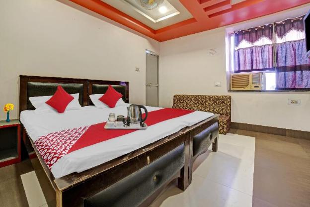 oyo flagship 702205 hotel royal inn