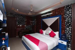 Oyo Flagship 702274 Jatin Hotel,Hotel Jatin, Near Pann Chakki Chouraha, Bamori Mallinullhaldwaniuttarakhandindia263126,3 star