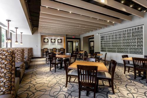 holiday inn chicago north evanston by ihg