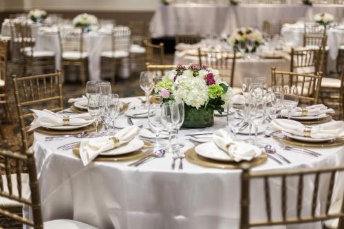 holiday inn chicago north evanston by ihg